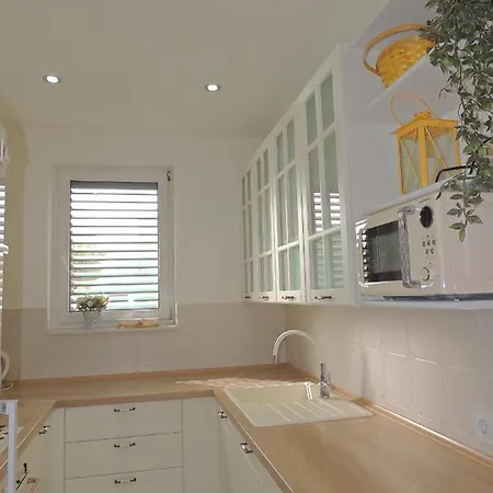 Ferara * Betina (Sibenik-Knin)