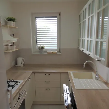 Ferara * Betina (Sibenik-Knin)