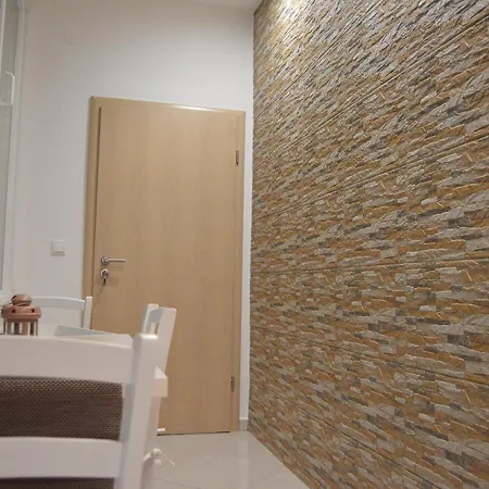 Apartment Ferara *