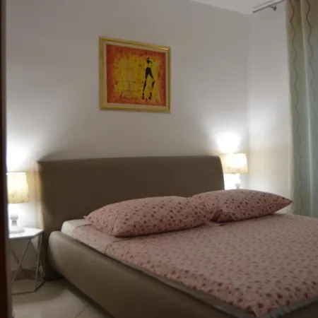 Ferara Apartment *