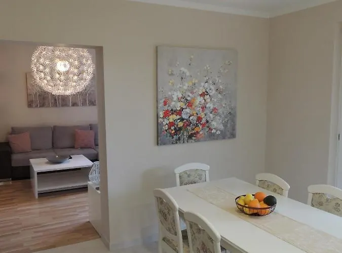 Ferara * Betina (Sibenik-Knin)